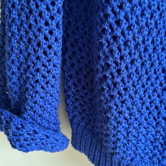 Knitted Sweater. - Picture 4 of 9